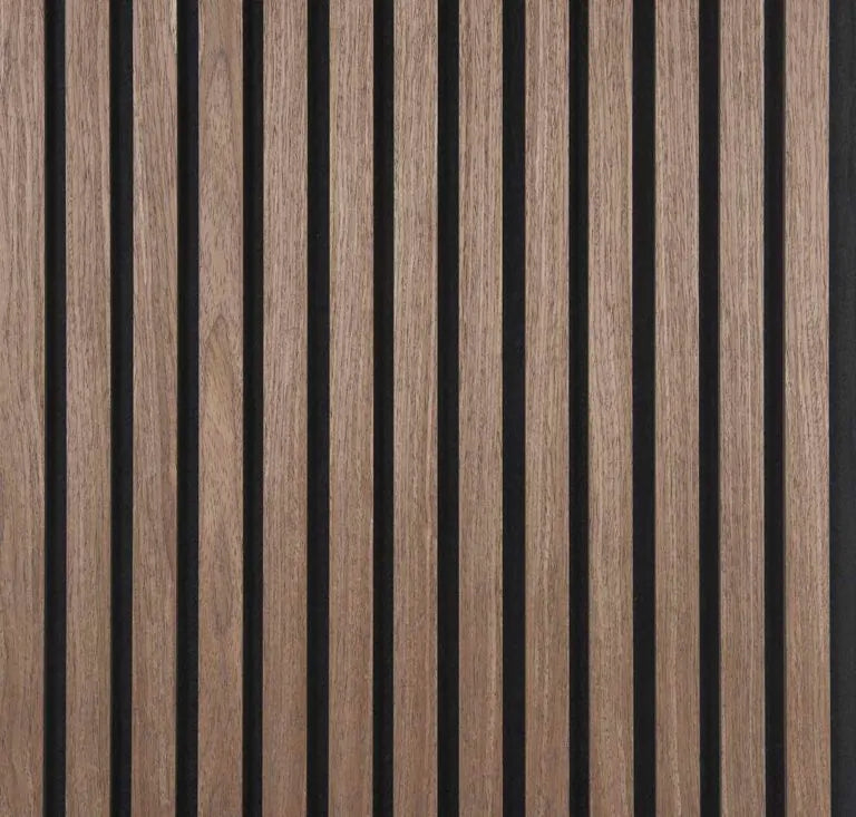 Nordive™ Akoestisch Lamellenpaneel — Gerookt Eiken (2,7 m × 1,10 m)